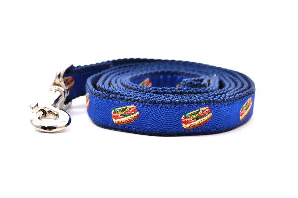 Small navy dog leash with design that depicts Chicago Style Hot Dog.