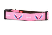 Picture of medium pink dog collar with angel wings and words earth angel.